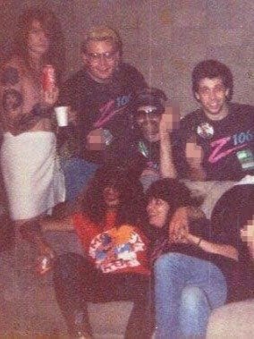 MOTLEY CRUE BOMBER GIRL TEE product image (2)
