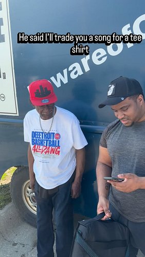 #viralvideos #on7mile #detroitdetermination #bewareofog #detroit