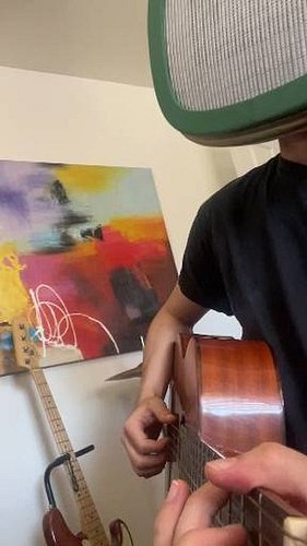 got this cool clip that holds my phone on my guitar so expect more of this POV ig