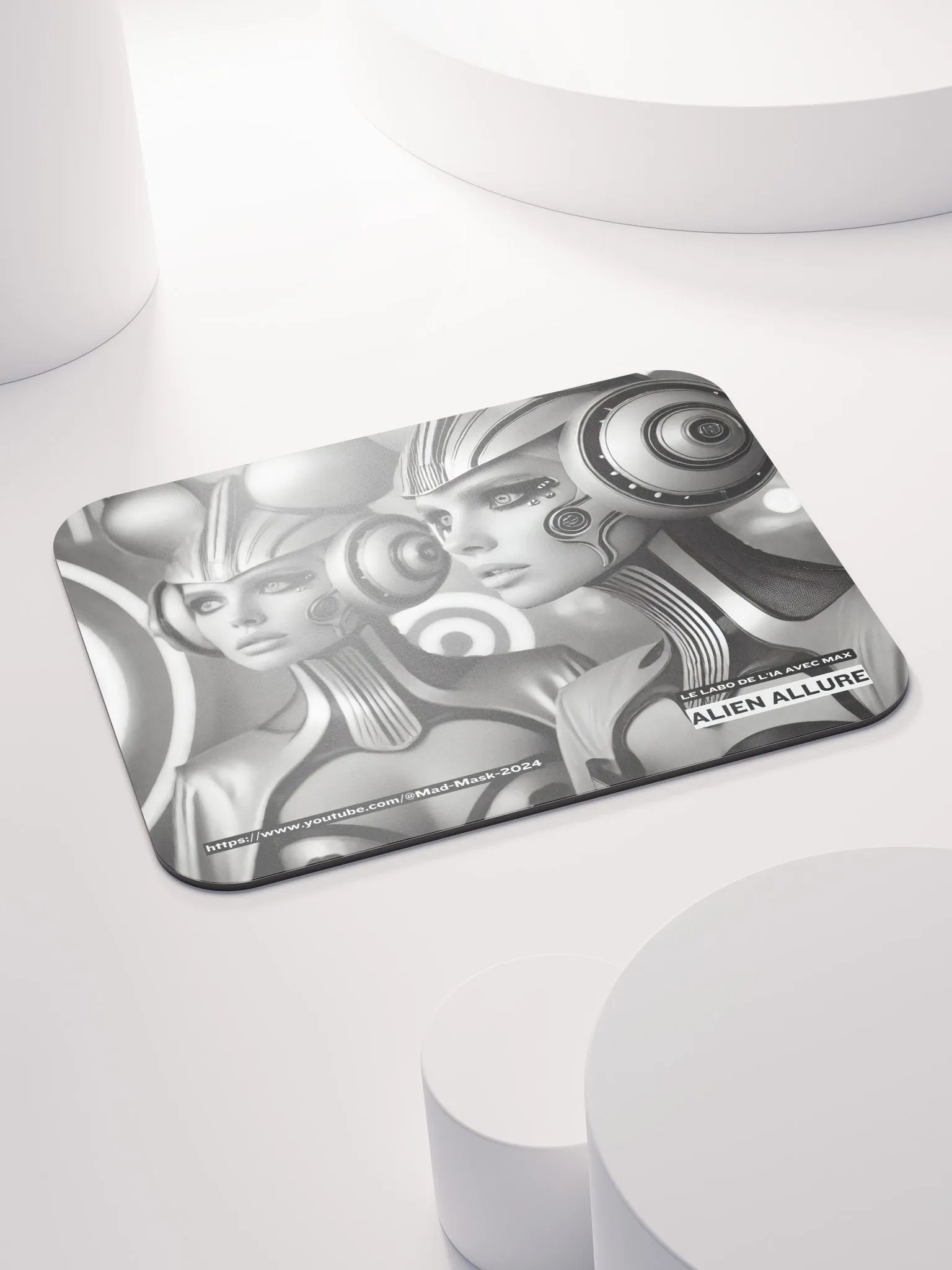 Classic Mouse Pad : Alien Allure product image (4)