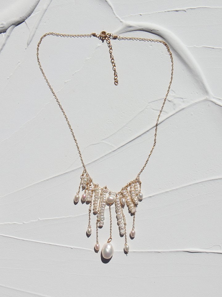 The Oia product image (1)