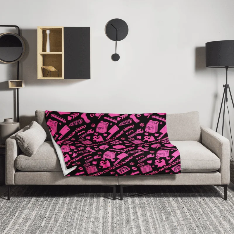 Ghosts On The Block Never Sleep Throw (Pink November) product image (1)
