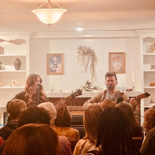 Every @porchlightart show is truly unique. Make this another one for the books! The amazing people, the warmth, the hospitali...
