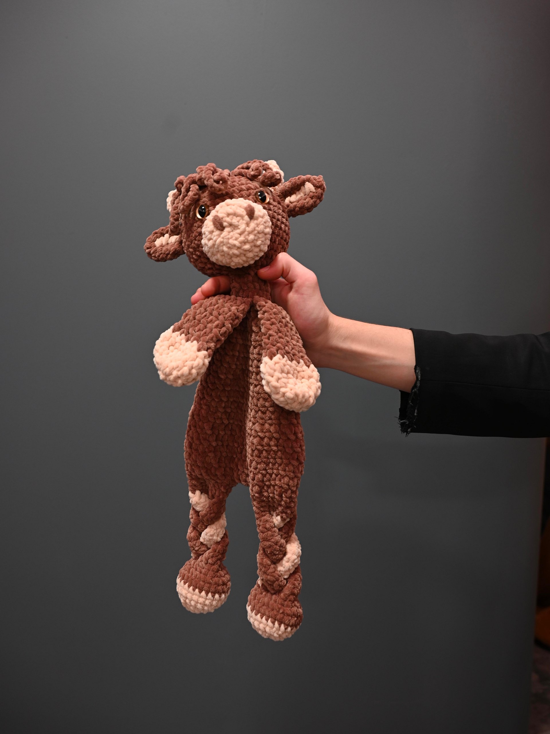 Crochet Pattern: Highland Cow Snuggler PDF product image (6)