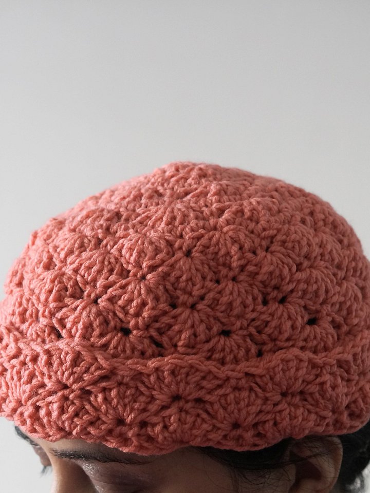 Shell stitch fisherman beanie crochet pattern product image (2)