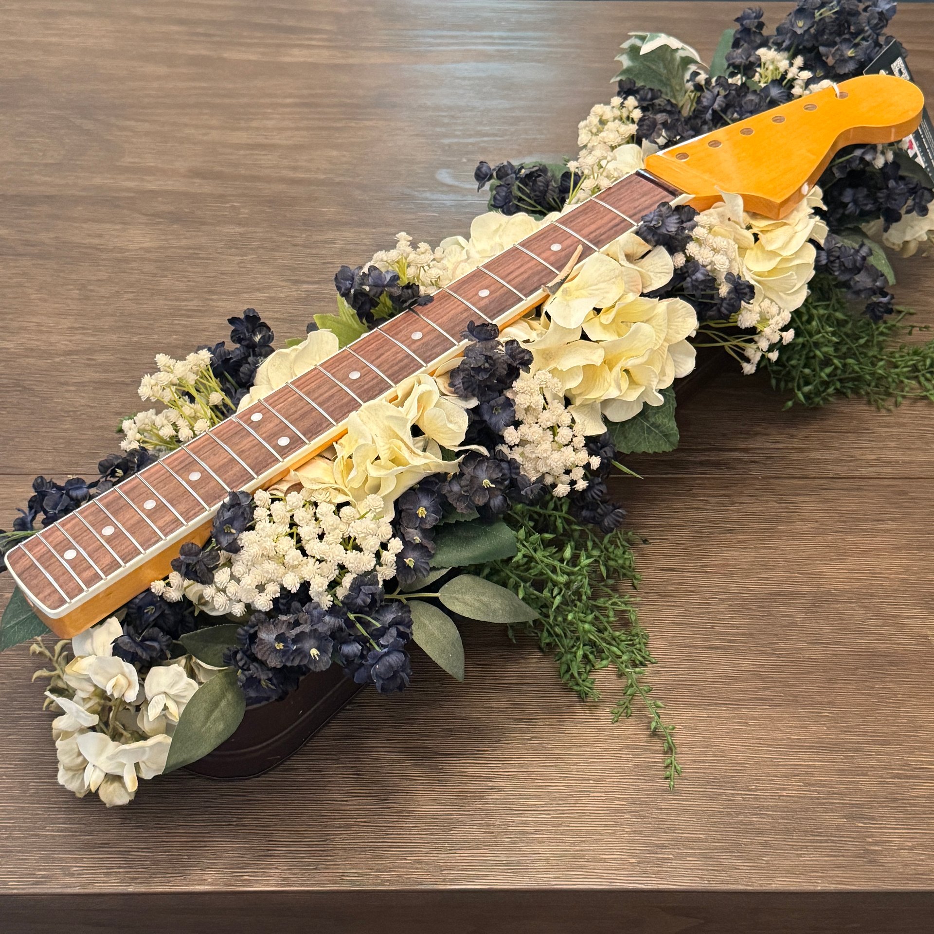Allparts JGRO-B Fender Licensed Jaguar Neck - fully finished in Nitrocellulose Lacquer product image (3)