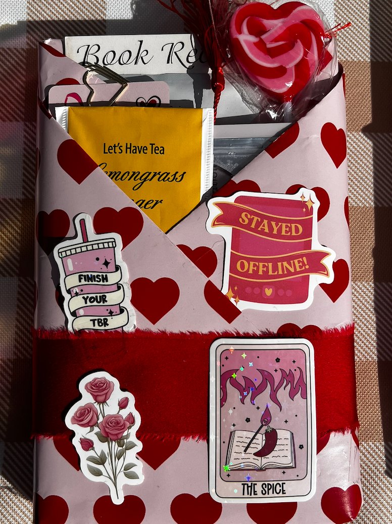 Blind Date with a Book product image (3)