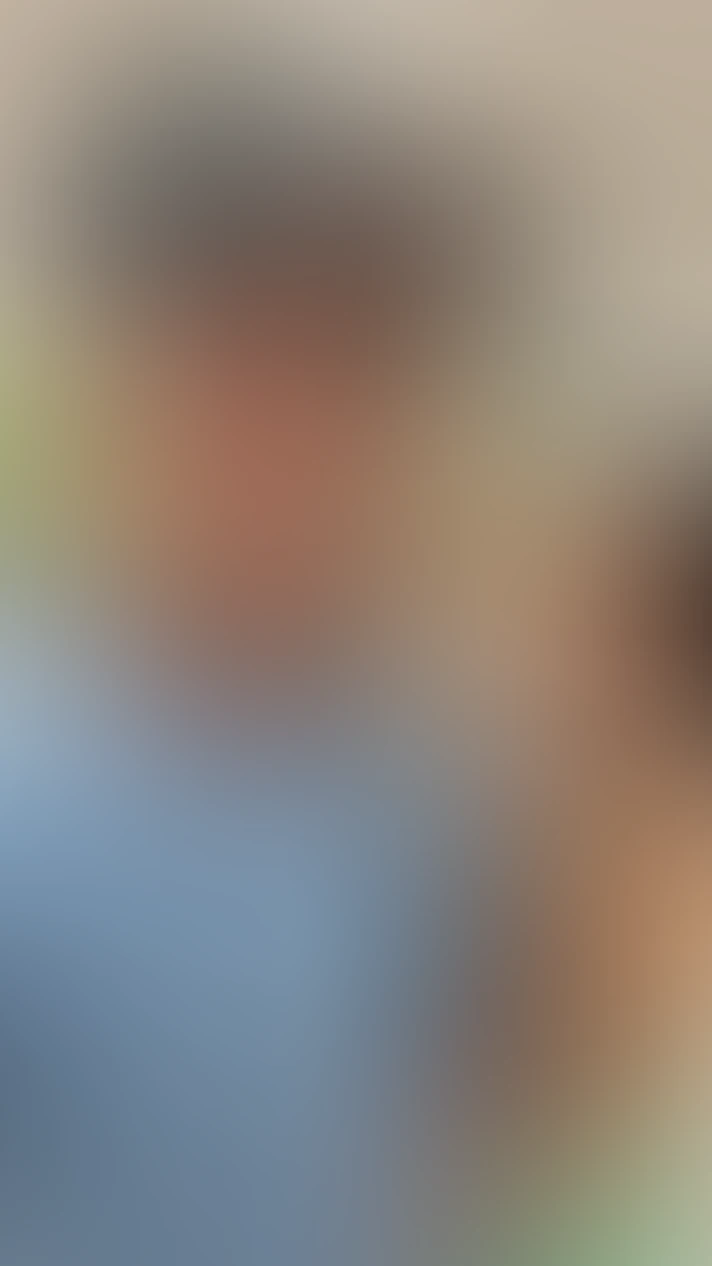 Video thumbnail background