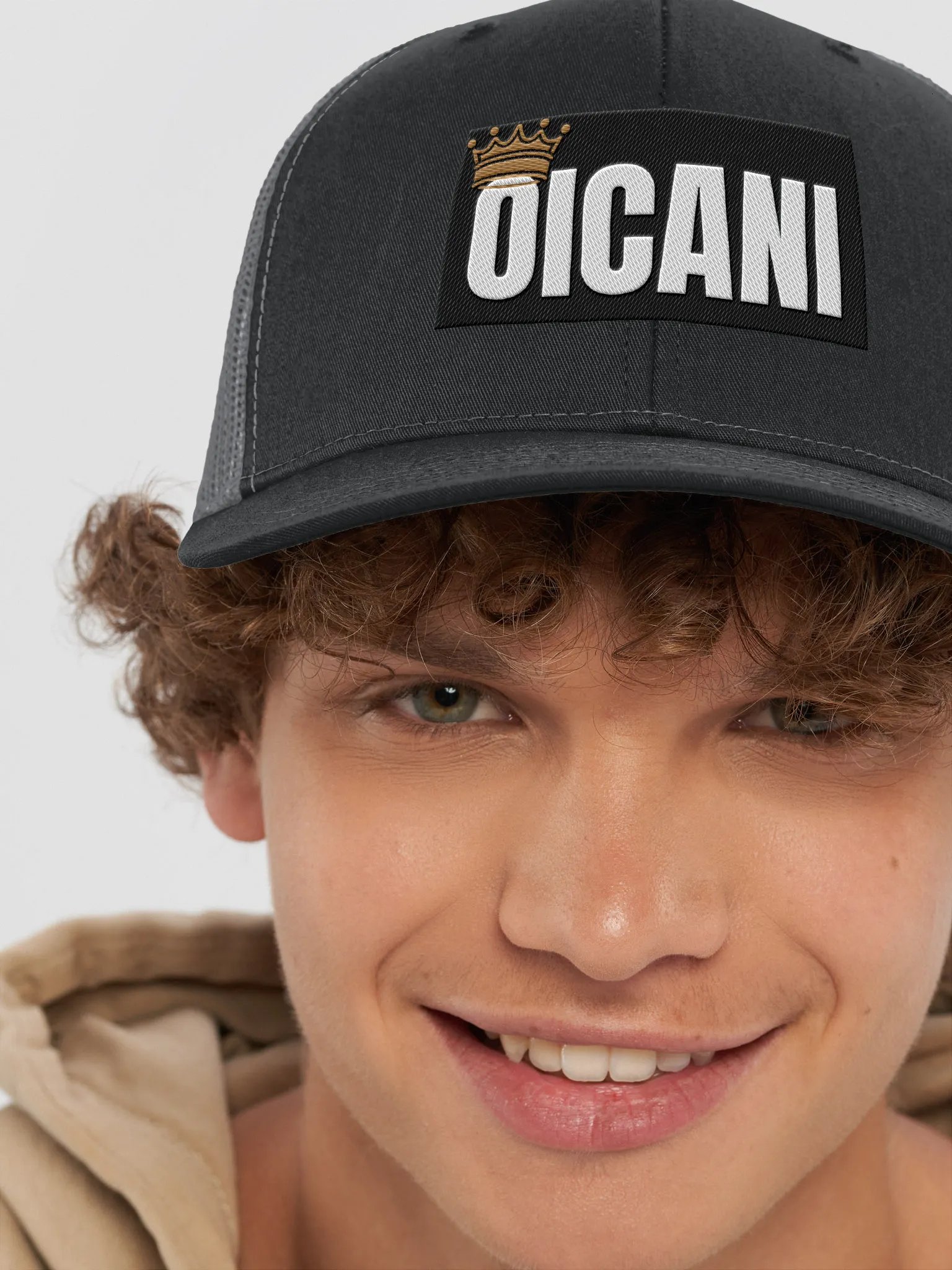 Crowned OICANI Snapback product image (47)