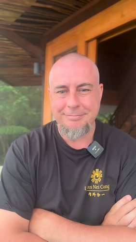 Join our email list if you want to find out about our teaching events before the crowds! 
https://lotusneigong.com/lng-mailin...