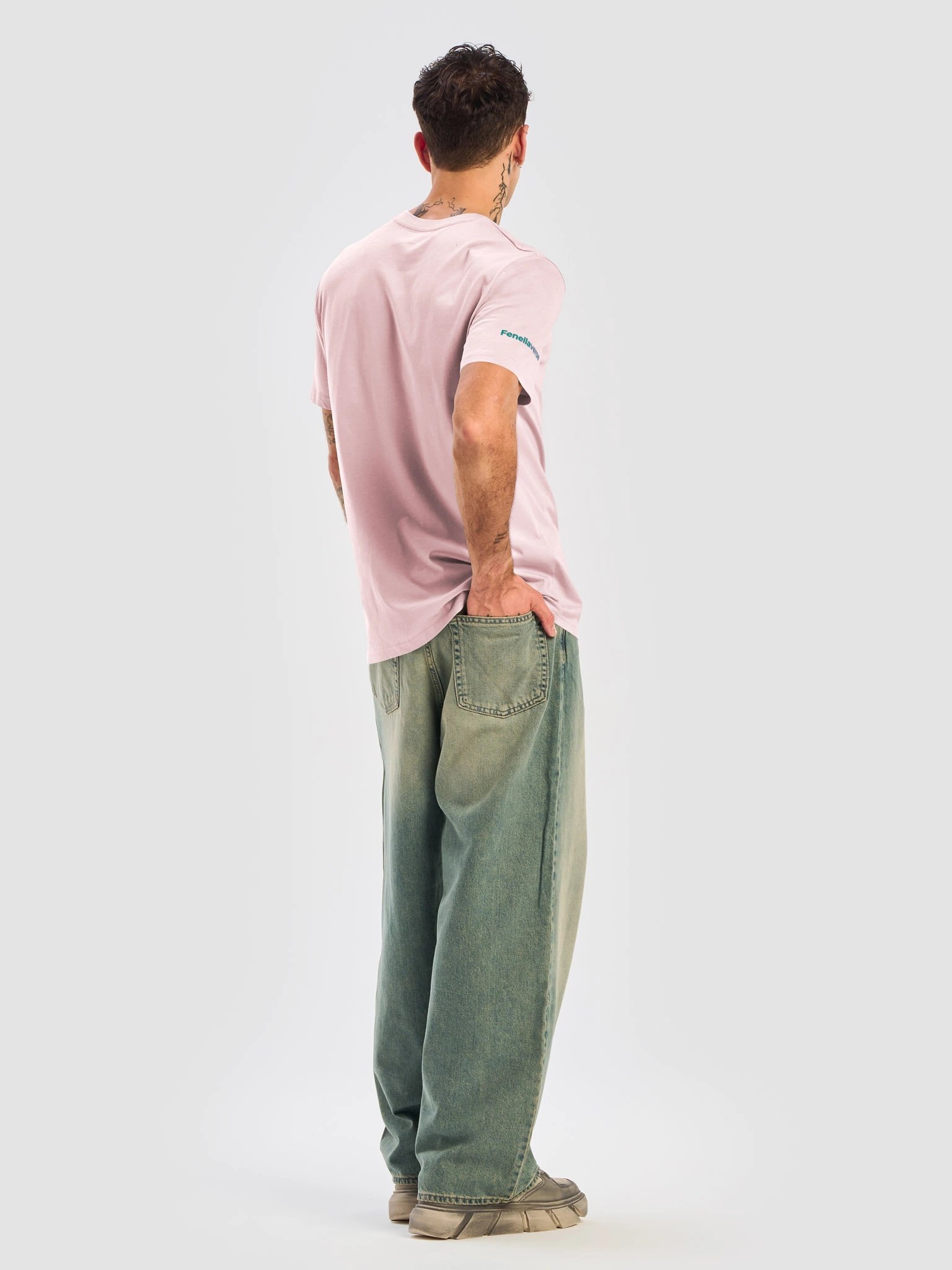 Bubblegum Cat's Midnight Escapade product image (7)