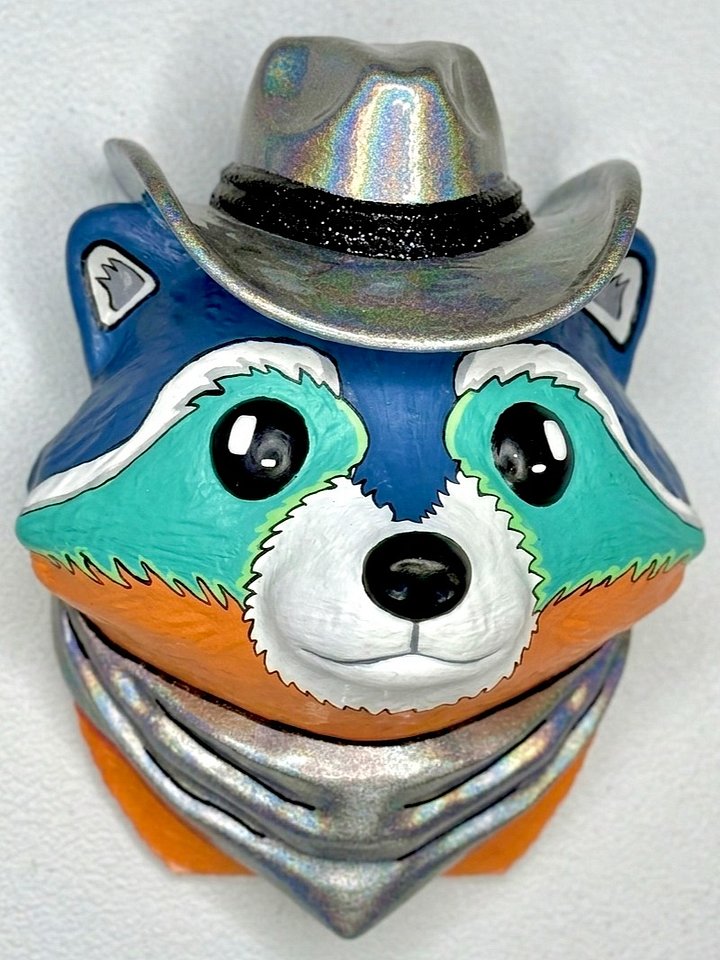 Raccoon Wall Mount (Turquoise) product image (1)