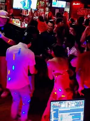 Last Saturday at Rose Alley 🌹 The early crowd came in calm… then started acting like the weekend had already won 😂 Nothing too serious. Just good drinks, good songs, and people getting loose before the room even filled up. That’s how you know it’s gonna be a good night. 🎧 DJ BobbleHead #DJBobbleHead #RoseAlley #NewBedfordMA #SouthCoastMA #RoseColoredSaturdays