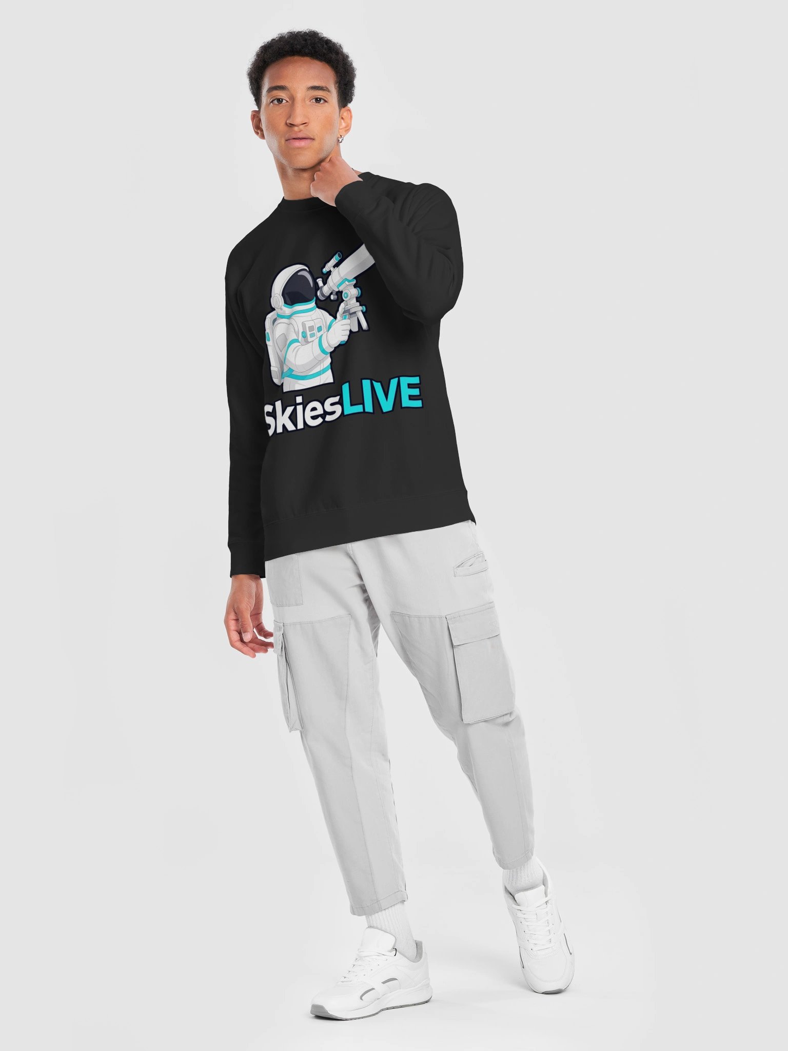SkiesLIVE Astronaut Sweatshirt product image (105)