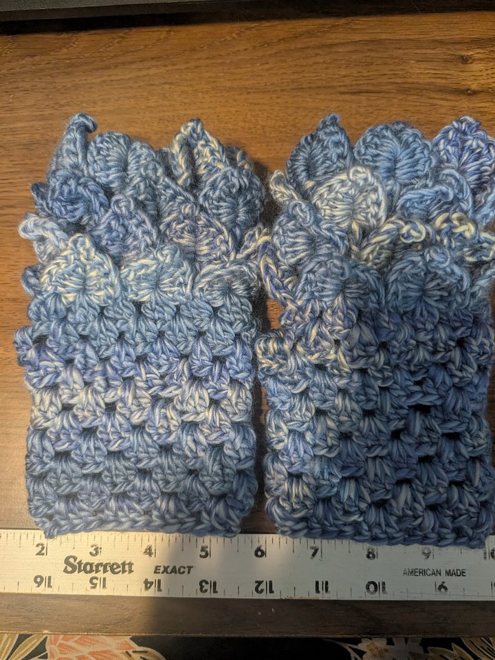 Dragon Scale Gloves product image (1)