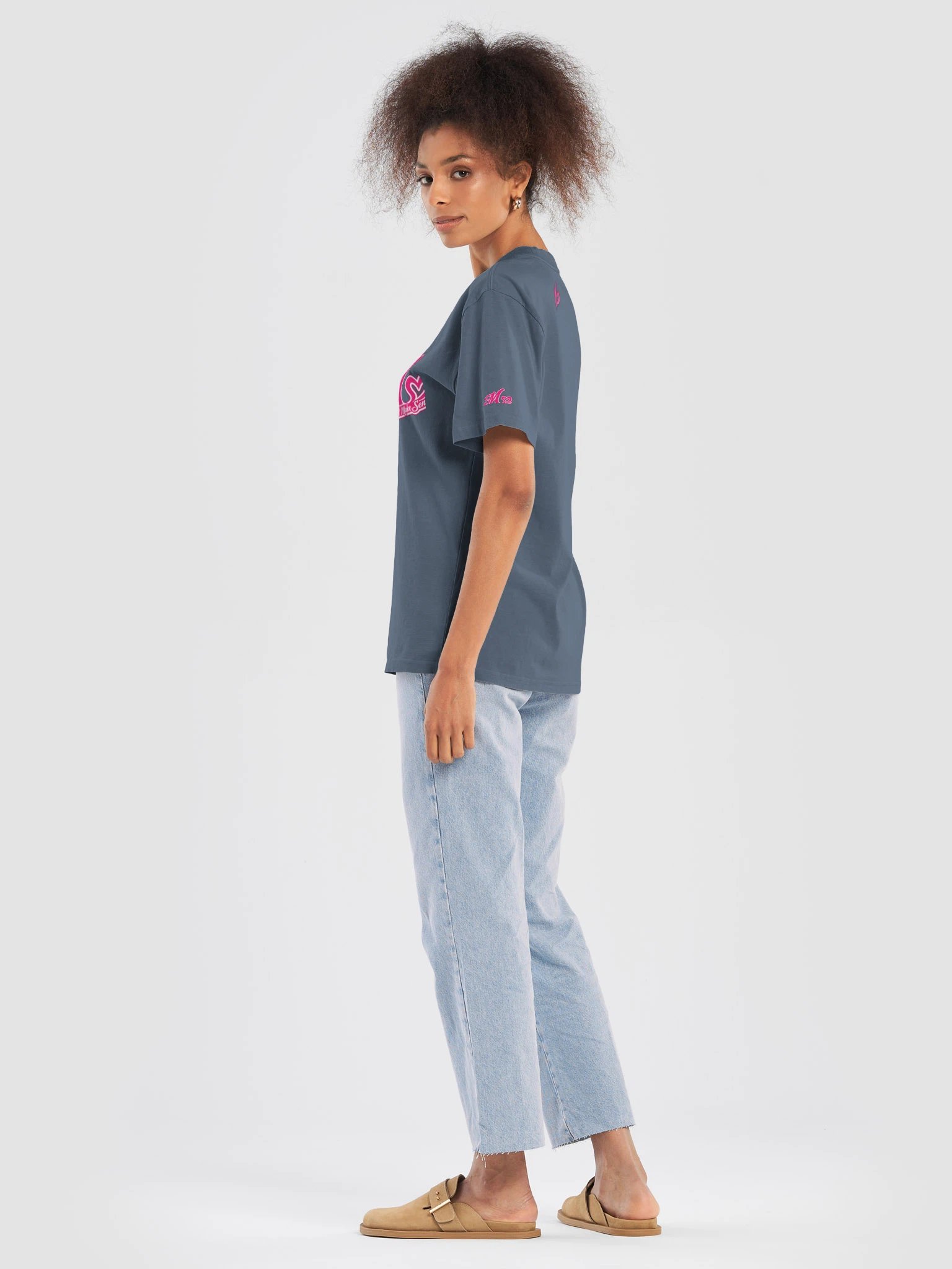 Make It Make Sense Pink Heart Logo Oversized T-Shirt product image (32)