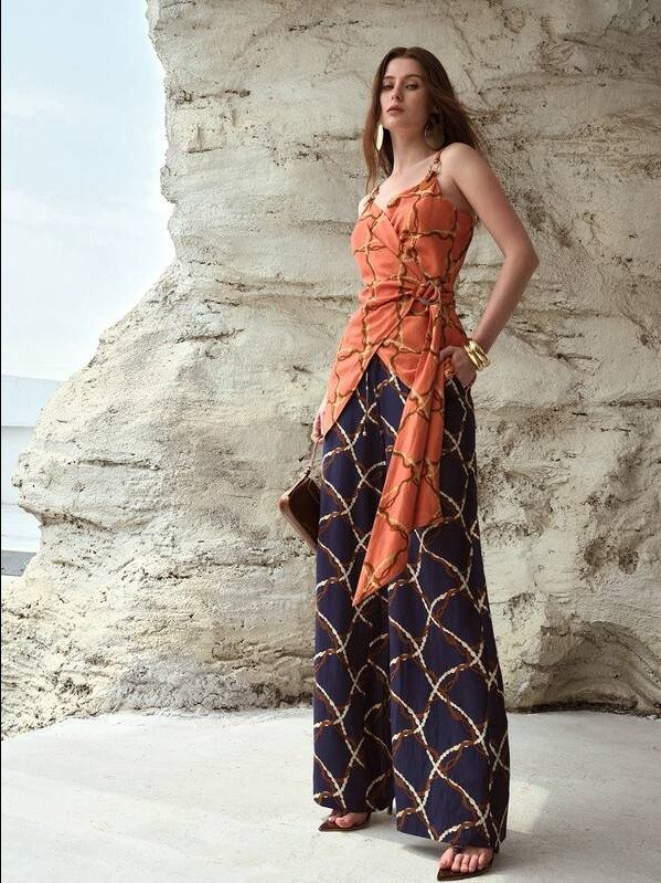 PREMIUM WOMEN'S V-NECK CINCHED WAIST ASYMMETRIC HEM LINEN PRINT CAMISOLE TOP, product image (1)