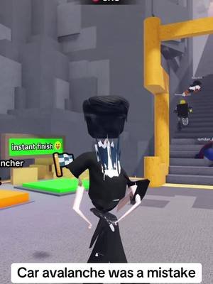 Car avalanche was a mistake #roblox #fyp 