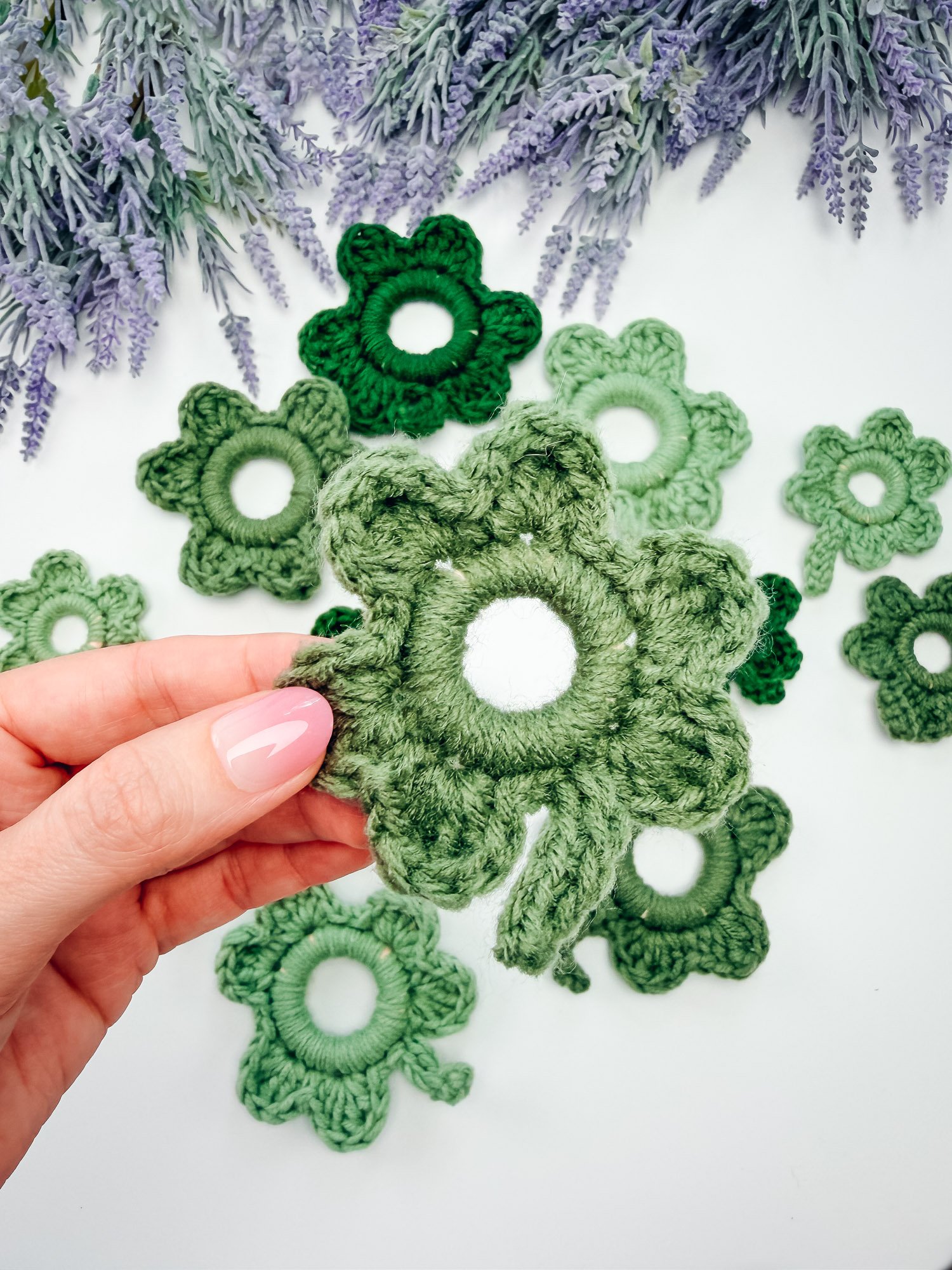Lucky Shamrock Crochet Garland product image (4)