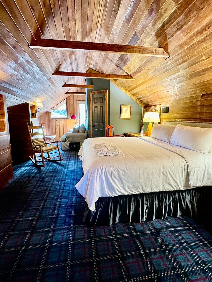 The Shadetree Inn Retreat- Loft Suite - Double Occupancy - Pay In Full product image (2)