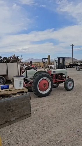 Project kickoff in Willcox, Arizona with @drflatbeds. Great people, smooth process and impressive installation to watch from ...