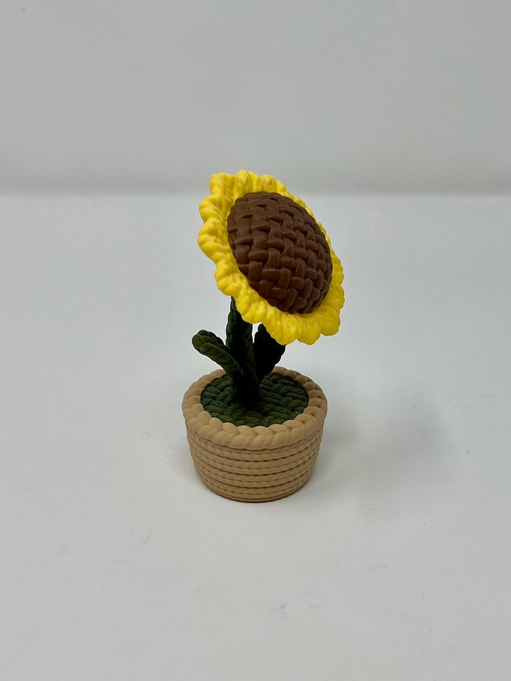 Knitted Sunflower with Storage (small) (3D Printed) product image (2)
