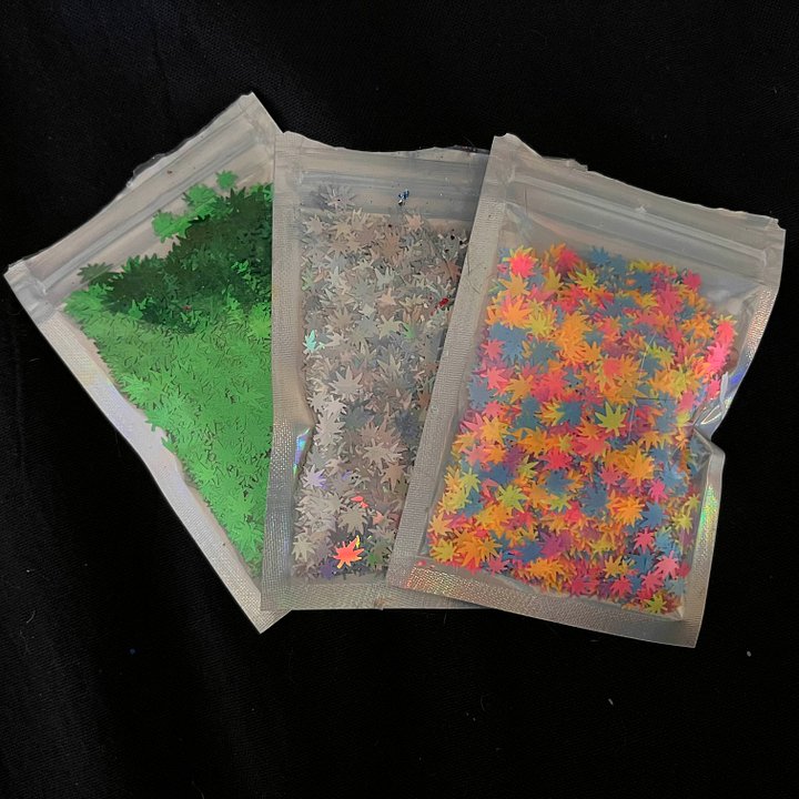Leaves *wink* Inclusions product image (1)