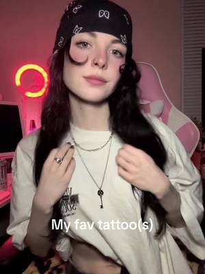 Tattoo tour 🙈 other acc: @DuckieLemon @GracefulKeri   #drafts #tattoo #tattootour #cybersigilismtattoo 