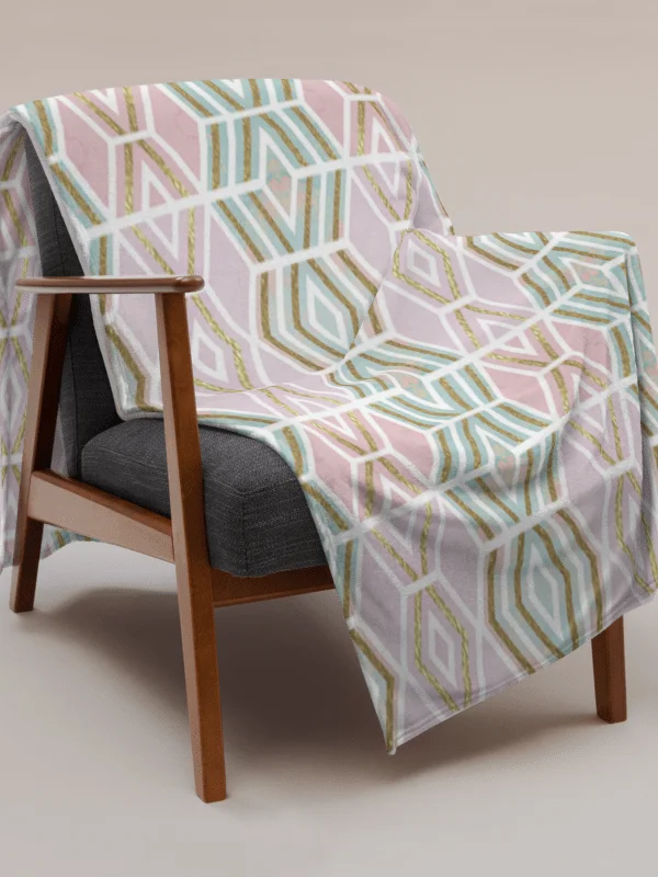 FESTIVE DIAMOND THROW BLANKET product image (2)