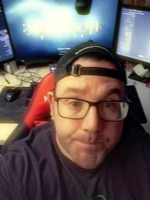 Your boy is a numpty! I didnt read my email, i have #embargo on speed freaks! So I will be at @Hogwarts Legacy instead trying to get EXPELLIAMUS!! Join me #live from the loft! #gaming 