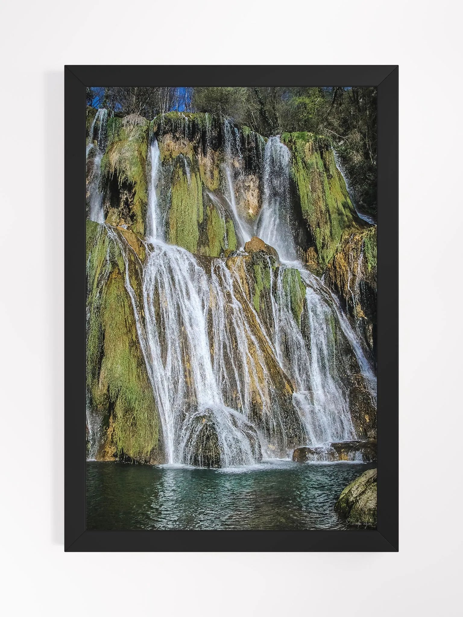 Print Fine Art Photography – Glandieu Waterfall – Ain, France product image (2)