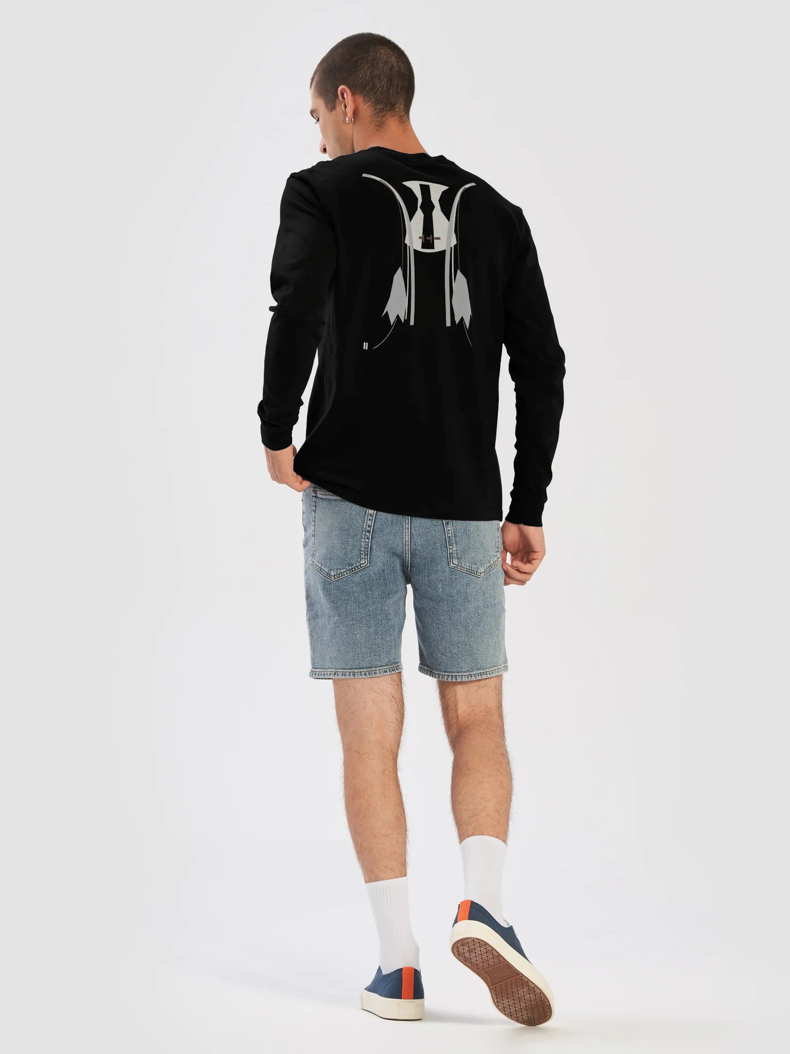 VEIL RETURN — Garment-Dyed Long Sleeve Shirt product image (2)