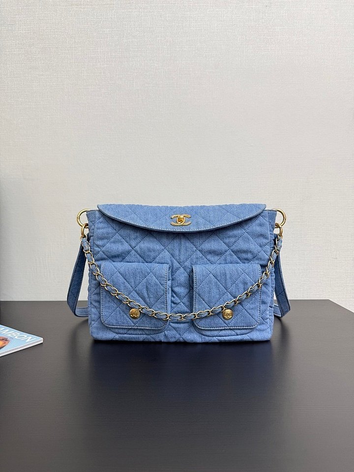 Pre-Owned Like New Chanel Bag product image (1)