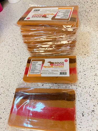 Dous Makòs Ayisyen🇭🇹🤤 disponible kounya sou website nou an www.Pwodwipeyizan.com #haiti #dousmakos #haitian #sakpase