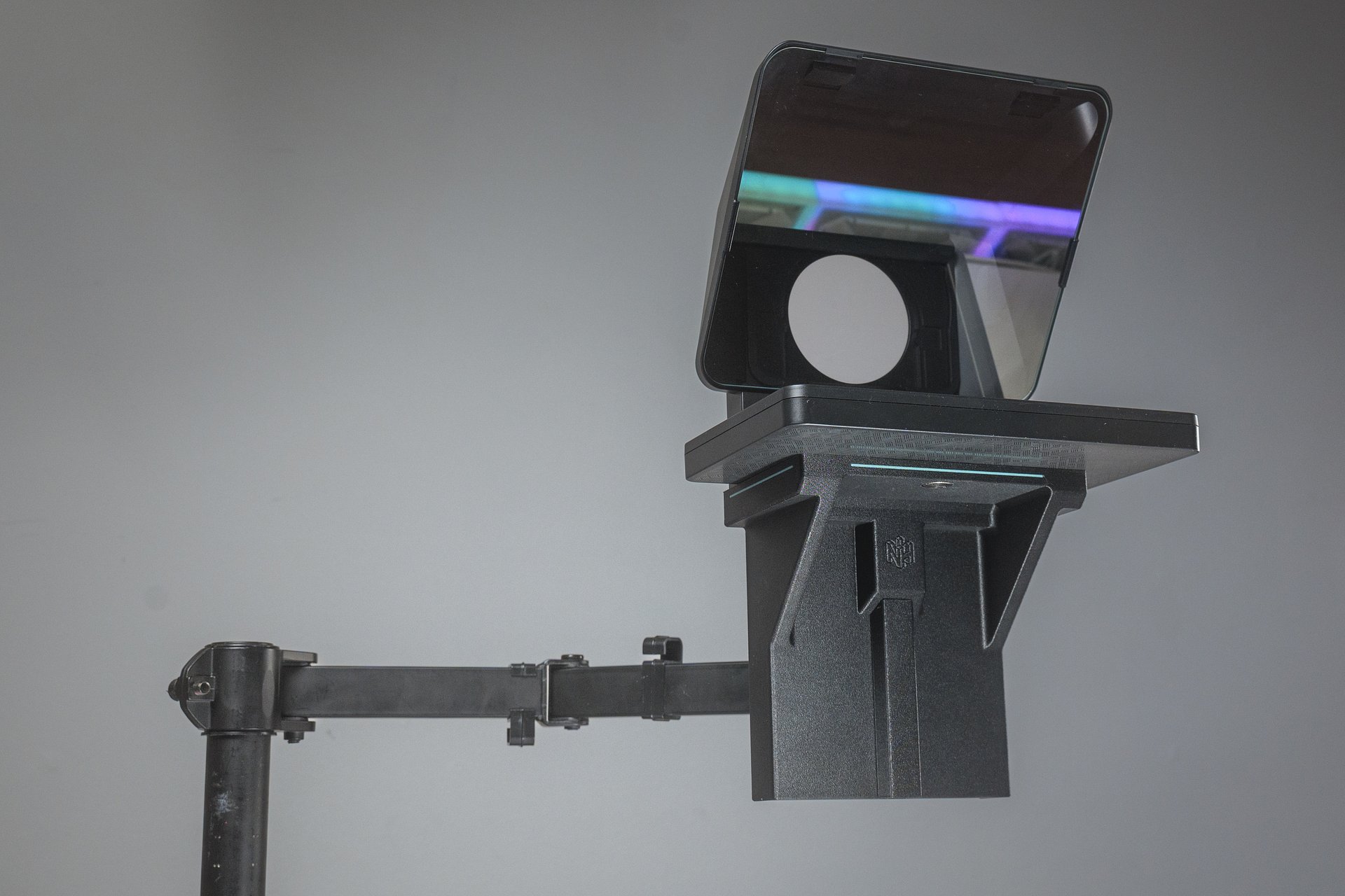 (PREORDER) Televase - VESA mount for Elgato Prompter product image (4)