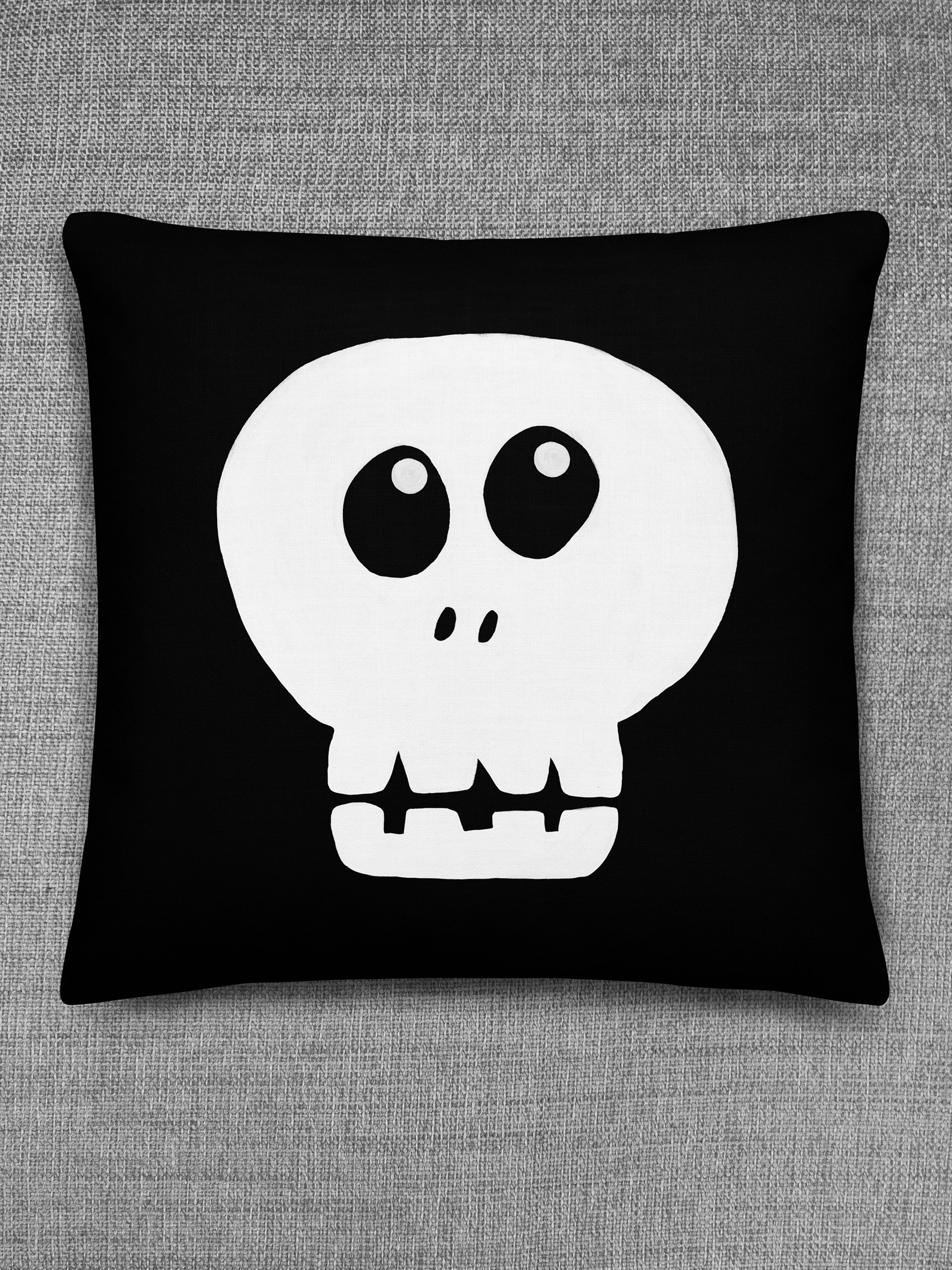 THROW PILLOW - DOUBLE-SIDED SKULL 01 product image (1)