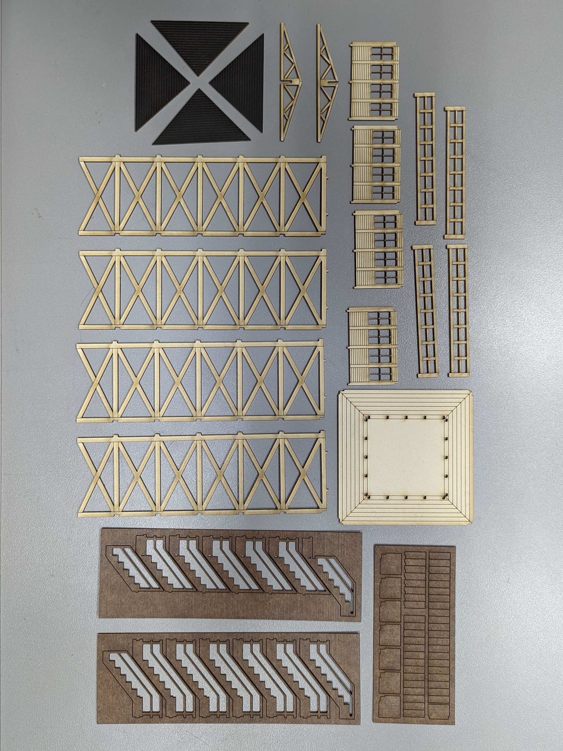HO Fire Tower with Stairs product image (4)