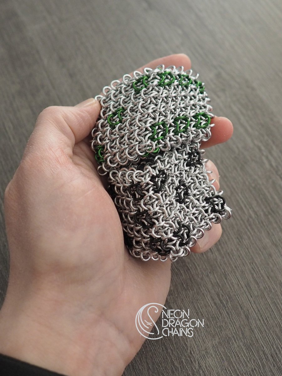 Chainmaille Jelly Cube Dice / Aluminum Version product image (7)