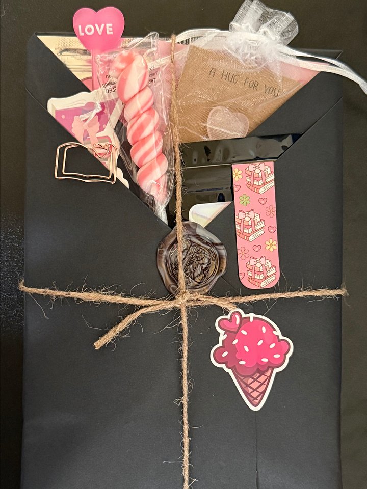 Valentines Day Signed Book Bundle W/Goodies product image (1)