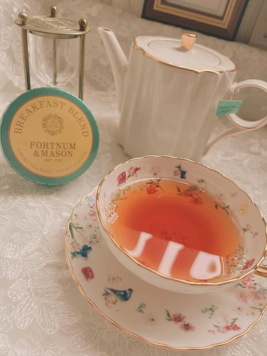 𝕋𝕖𝕒 𝕋𝕚𝕞𝕖 ☼₊˚· 

🫖 8 / 50 cups #50TeaChallenge

Breakfast Blend from Fortnum & Mason 🌿

A classic black tea with a rich, smoot...