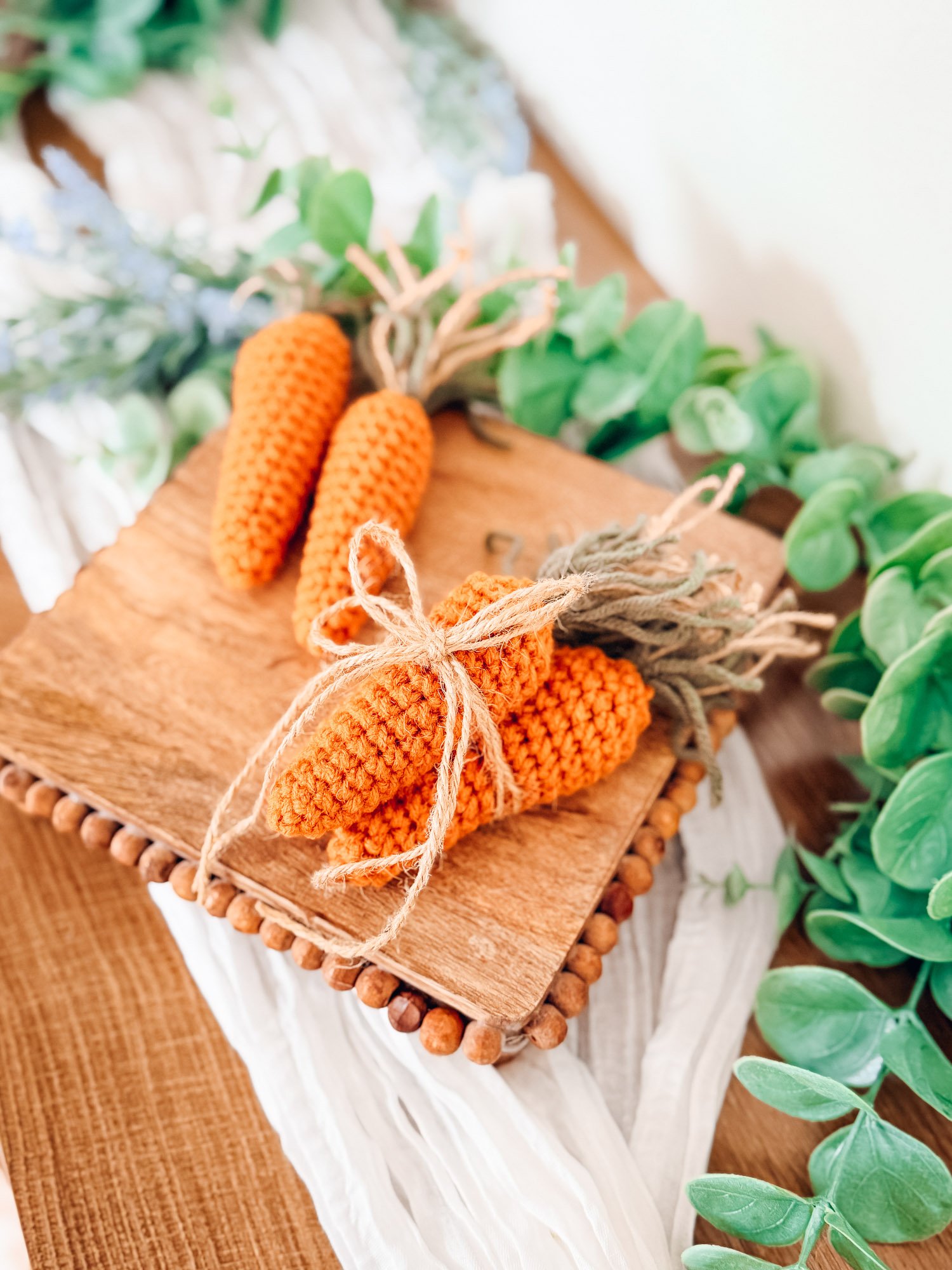 Carrots & Cottontails Crochet Garland & Napkin Rings product image (10)