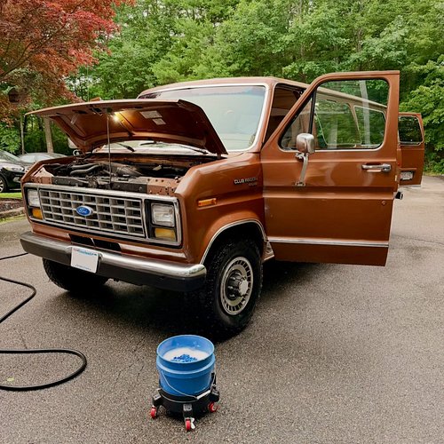 HESH Mobile HQ FINALLY gets a wash. we got this SMOKEY HAZE over MA with the wildfires in Canada, so overcast with NO RAIN?? ...
