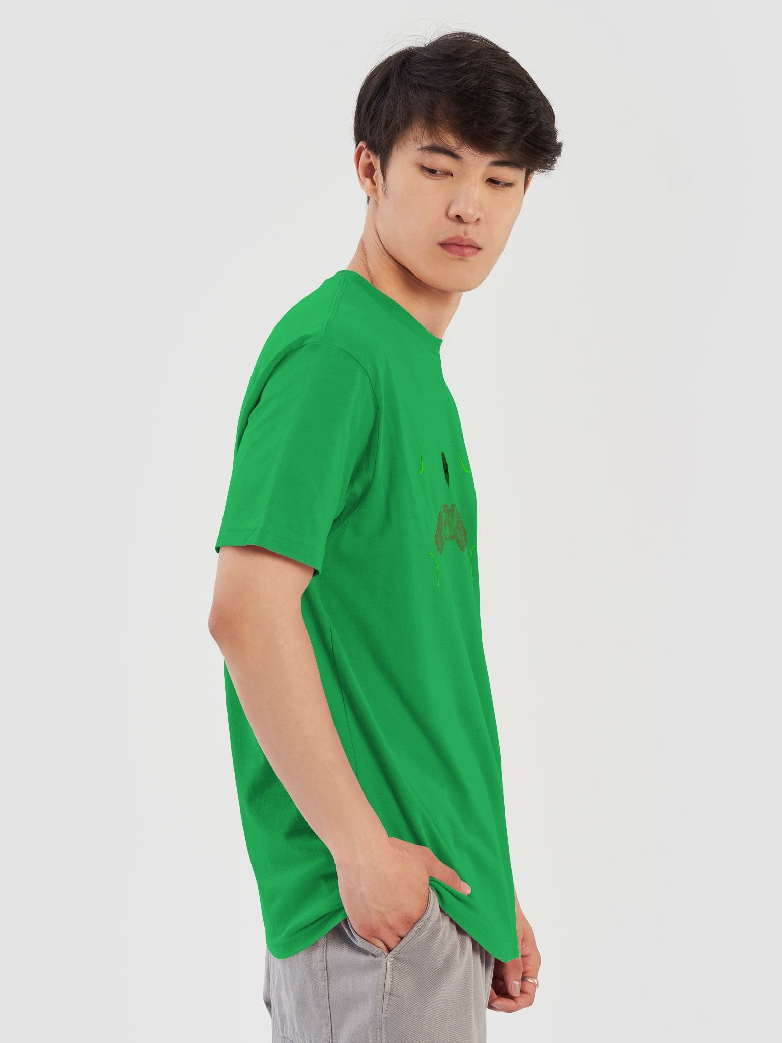 Alien Controller Connection T-Shirt product image (6)