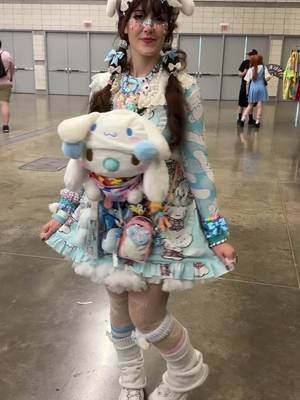 FANTASTIC outfits at Tekko 2026!   One of my favorite thing at convention is to find amazing fashion styles!   #tekko #tekko2026