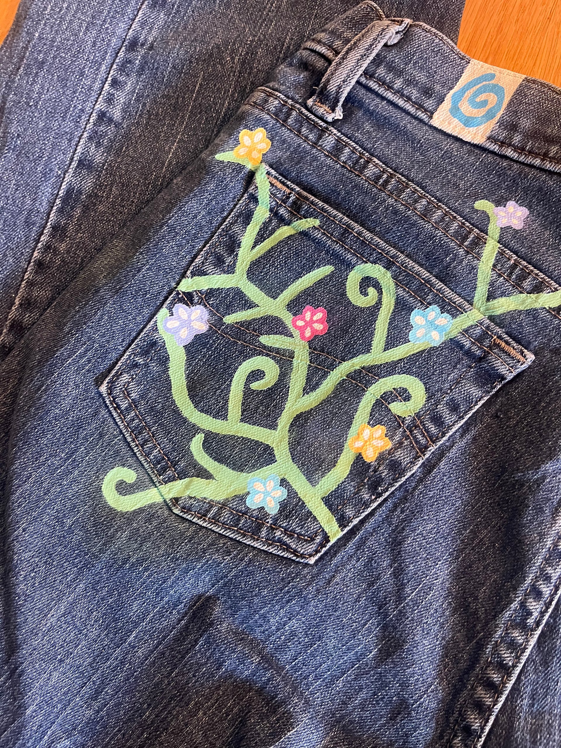 Wild Vine Jeans / Size 8 Medium product image (5)