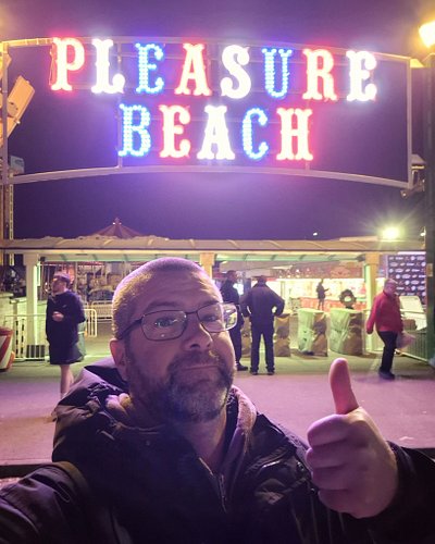 It's been a fantastic night at Great Yarmouth Pleasure Beach for Fairground Frights, topped off with all the roaming actors r...