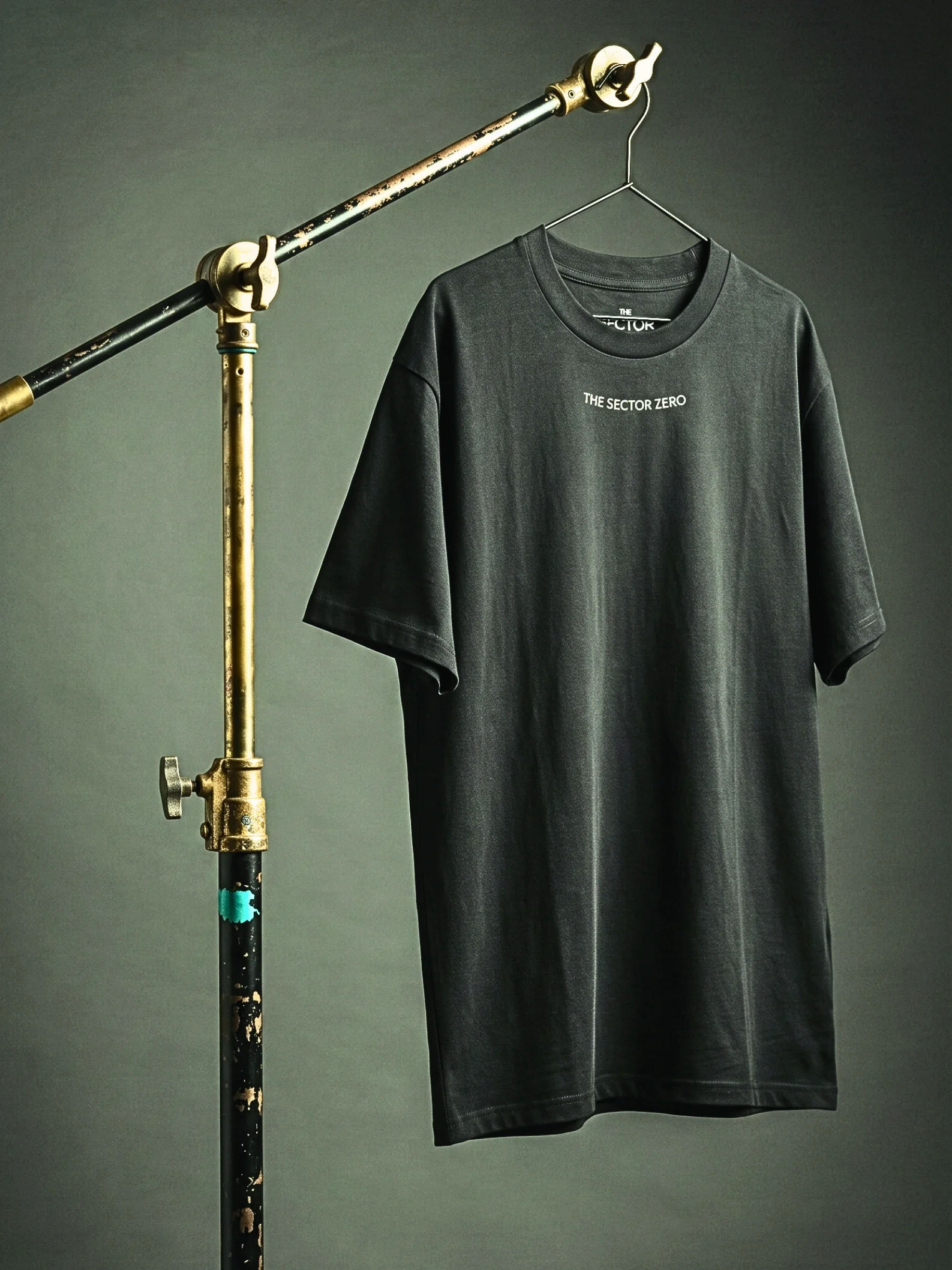THE ENDURE HEAVYWEIGHT TEE product image (2)