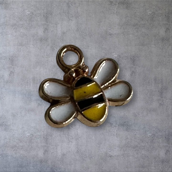 Bee Whinny Winners Braid and Bridle Charms for Horses | Little Shop of Ponies product image (1)