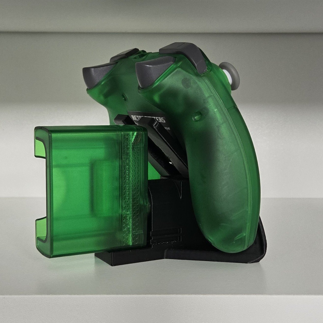 Retro Fighters Brawler64 Controller Stand product image (3)