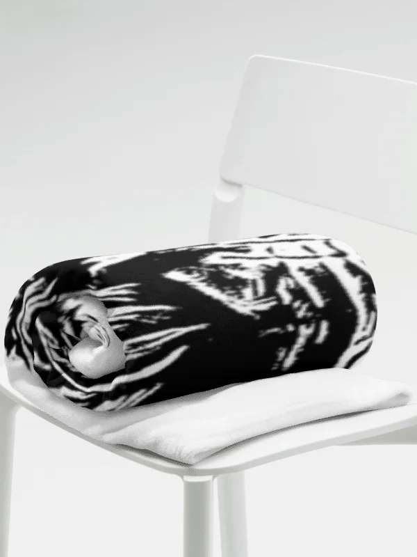 N.U.E. Signature Throw Blanket product image (8)